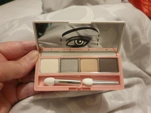 Clinique All About Eye Shadow Quad Limited Edition from Sweetest Thing. New 4.8g - Picture 1 of 9