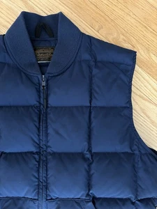 Vintage EDDIE BAUER Goose Down Vest Quilted Nylon Medium Navy Rare - Picture 1 of 6
