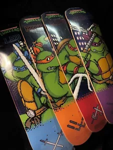 JUEGO COMPLETO de 4 tablas de skate TMNT Teenage Mutant Ninja Turtles SNES - Imagen 1 de 14