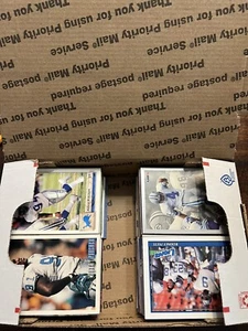 Football Cards Lot Detroit Lions Team 300+ Cards Small Flat Rate Box - Picture 1 of 5