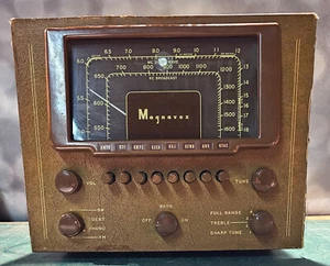 Vintage MAGNAVOX Tube Tuner CR-208B - Picture 1 of 8