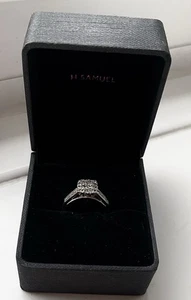 Engagement Ring Princessa 9ct White Gold Cluster 0.50ct Diamond Ring. Hsamuel. - Picture 1 of 24