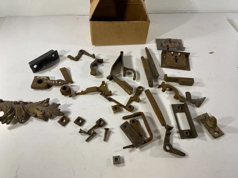 Lot Antique Salvage Door Hardware Latch Cabinet Lock Drawer Lever Catch Keeper Cover