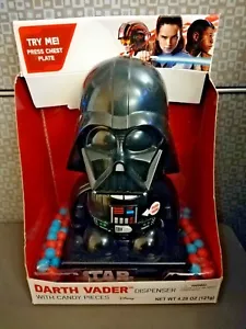 Star Wars Darth Vader Dispenser with Candy Pieces & Sound Chest Button Galerie - Picture 1 of 4