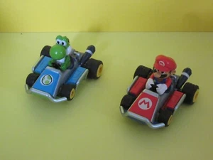 Coppia di go kart mario bross e Yoshi prodotti dalla carrera per pista - Foto 1 di 5