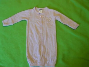 Vestido kushies bebé niña 1-3 meses @ corazón rosa ~ broche de presión frontal completo - Imagen 1 de 3