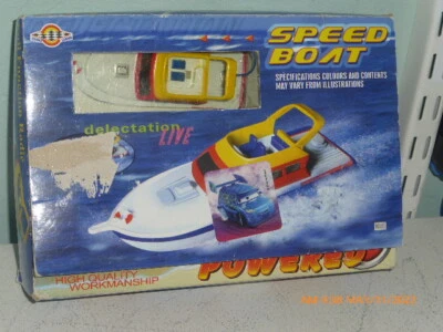 Vtg Speed Boat Powered 1:64 Scale Workmanship Full Function Radie Control  - Image 1 of 4