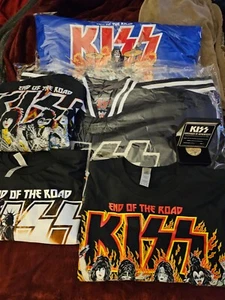 KISS Official End Of The Road Tour LOT NYC BOMBER JACKETS 3XL+ GOLD COIN + MORE! - Picture 1 of 15