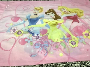 WALT DISNEY PRINZESSIN CINDERELLA BELLE AURORA KISSENBEZUG ROYAL BEAUTIES - Bild 1 von 5