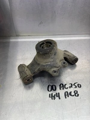 01 00 99 98 Oen Arctic Cat 250 300 4x4 Cojinete de buje de nudillo de husillo trasero derecho Foto 1 de 4