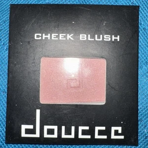 Doucce Cheek Rouge 0,12 Unzen Neu ohne Karton Farbe ist (61) RSVP - Bild 1 von 3