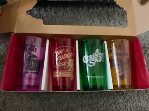 4 NEW Vintage Colored A Christmas Story 16oz Pint Glasses Pink Yellow Greeen Red - Picture 1 of 3