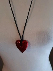 NEW Simply Vera Wang Red Heart Necklace - Picture 1 of 5