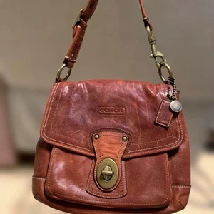 Articolo: Vecchia borsa a tracolla Coach vintage 65° anniversario limitata - Foto 1 di 12