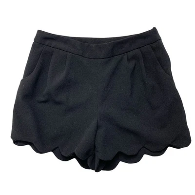 Pantalones Cortos TOBI Borde Festoneado Negro Talla Pequeña Forrados con Cremallera Foto 1 de 4