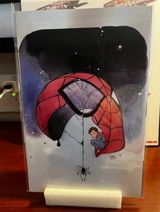 Amazing Spider-Man #1 Peach Momoko Denver Exclusive Virgin mit COA #636/777 - Bild 1 von 3