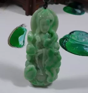 Ciondolo antico fine naturale tipo A giadeite verde giada loto Kwan-yin - Foto 1 di 9