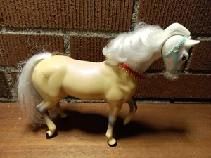 Vintage Grand Champion Spielzeug Pferd - Bild 1 von 4