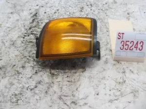 Side Marker Light Rodeo 1998 1999 Isuzu Right Passenger Side Front OEM - Picture 1 of 6