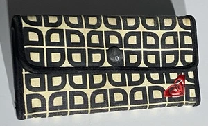 Roxy ‘s 8” x 4” Women’s Wallet Cream & Black W/ Red Embroidered Logo Read - Picture 1 of 9