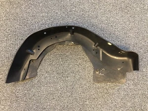 OEM 2004-2006 Chevy Colorado 2Wd / Gmc Canyon 2Wd Front Fender Liner (Inner) Rh - Picture 1 of 3