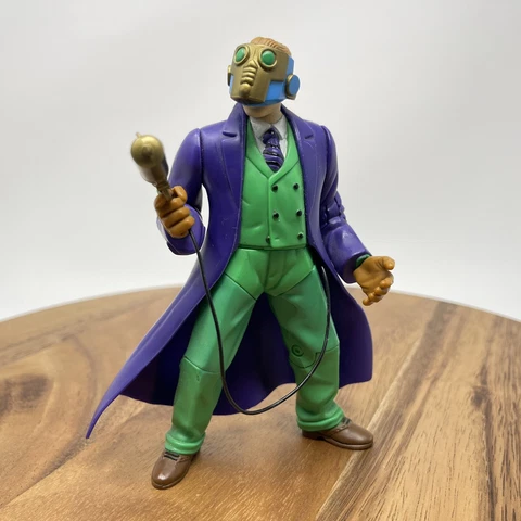 1999 DC Direct Golden Age Sandman Variant 6” Figure Wesley Dodds Cover