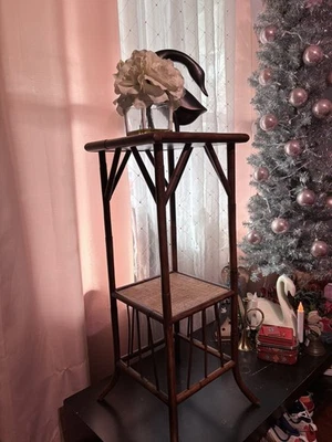 Mesa de bambú Palecek eduardiana “Art de Chine”  Foto 1 de 4