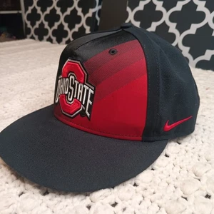 Gorra Nike Ohio State Buckeyes roja negra ajustable universidad escuela deportes - Imagen 1 de 7