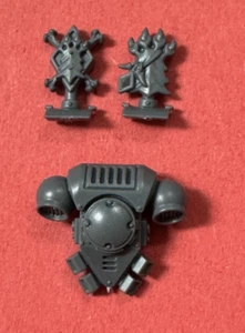 NEW Space Wolves BLOOD CLAWS BACKPACK with DECOR - Bits 40K - Picture 1 of 1