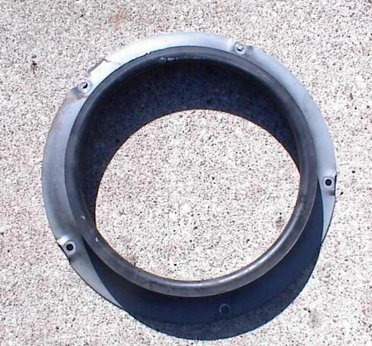 John Deere(B3-E64) 316 318 420 - Onan B43G - Flywheel Venturi - Image 1 of 1