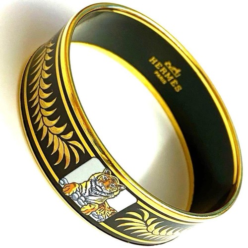 HERMÈS Bracciale smaltato HERMES motivo tigre oro nero rosso 2 pollici GM