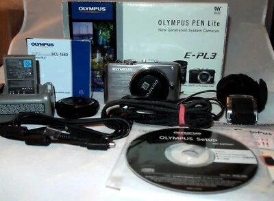 Olympus EPL3 Digital Camera in Boxed with Flash + 14-42 mm 1:3.5-5.6 Lens - Image 1 of 4