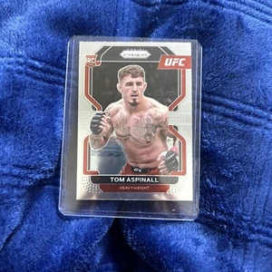 2022 Panini Prizm UFC - Silver Prizm #134 Tom Aspinall (RC) - Picture 1 of 2