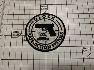 GLOCK PERFECTION - SAFE ACTION PISTOLS Original PATCH ** VINTAGE  GEN 1 ** - Picture 1 of 2