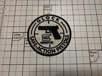 GLOCK PERFECTION - SAFE ACTION PISTOLS Original PATCH ** VINTAGE  GEN 1 ** - Image 1 of 2