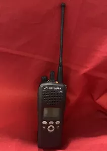 Motorola XTS2500 Model 11 700-800 MHz Analog Funkgerät - Bild 1 von 6