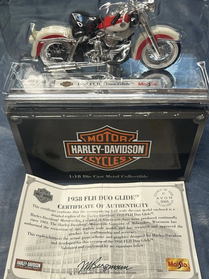 Bicicleta coleccionable Harley Davidson 1958 FLH Duo Glide Maisto 1:18 de metal fundido Foto 1 de 4