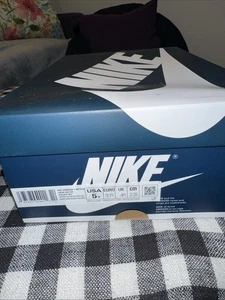 Größe 5Y - Air Jordan 1 Retro OG High Midnight Navy - Bild 1 von 9
