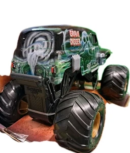 GRANDMA GRAVE DIGGER Large 1/24 One Time Release Rare Htf Vintage Grave Digger - Picture 1 of 6