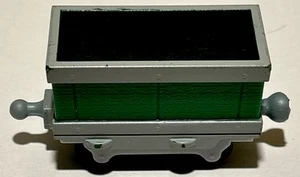 Tomy Ludorum Chuggington Triebwagen als Ersatz grüne Ladung - Bild 1 von 7