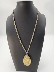 Vintage goldfarben Damaszener Stil Mittelalter Ritter Anhänger an 22" Halskette - Bild 1 von 4