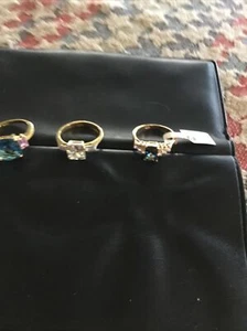 263) 3 Assorted Rings 1 Size 9 2 Size 10 - Picture 1 of 3