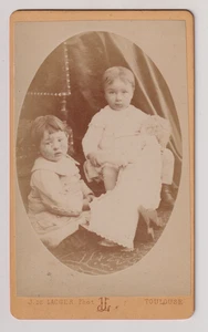 CDV De Lacger à Toulouse - Enfants, grande poupée - Vintage albumen print c.1875 - Bild 1 von 2