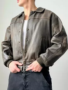 RARA giacca bomber oversize vintage invecchiata pelle marrone - unisex anni 90 Aviat - Foto 1 di 5