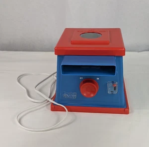 VTG 1984 Makit & Bakit Oven ONLY for Care Bears Sun Catchers CPG Products Corp. - Picture 1 of 14