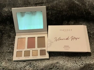 Wander Beauty Island Hop Getaway Augen- und Gesichtspalette • 0,34 Unzen - Bild 1 von 1
