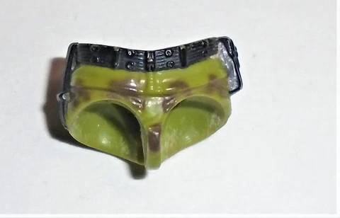 GI Joe Body Part  1986 Leatherneck    Waist / Crotch    C8.5 Very good Cover