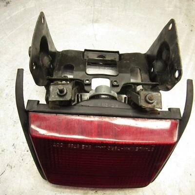 Carcasa de luz trasera Honda V30 Magna VT500C 1984 33701-MJ8-671 Foto 1 de 4