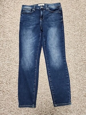 Pantalones de mezclilla ajustados Lucky AVA para mujer 8/29 A tiro medio 30X26 MEDIDOS Foto 1 de 4