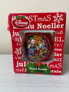Winnie the Pooh, 2012, dated bauble (Disney Store) - Picture 1 of 14